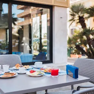 Hotell Fly Deco Lido di Ostia