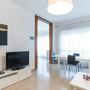 House In The , Roma Italia